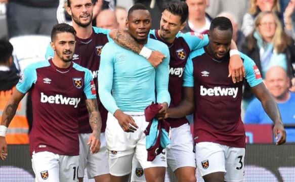 Tỷ lệ cược West Ham vs Brighton hôm nay lúc 2g00 : Cẩn thận vấp ngã 1