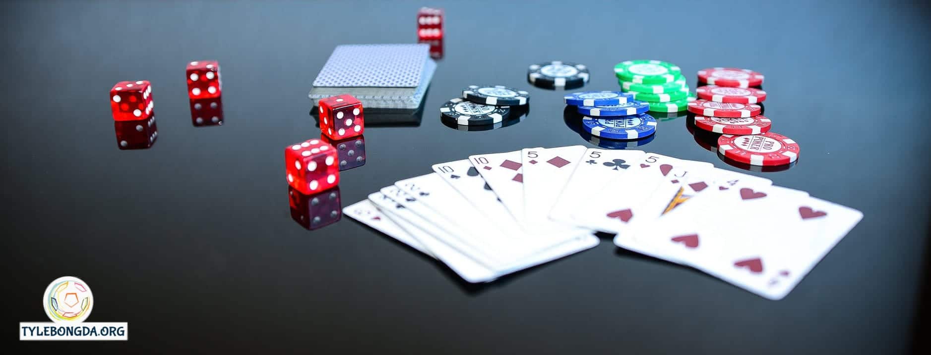 Hướng dẫn bạn cách chơi bài Poker 3 lá 3 cách chơi poker 3 lá