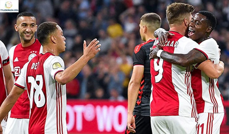 Soi kèo tỷ số bóng đá trận Ajax Amsterdam vs Chelsea